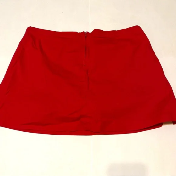 46. ⭐️Vibrant Red Mini Skorts - Picture 6 of 6
